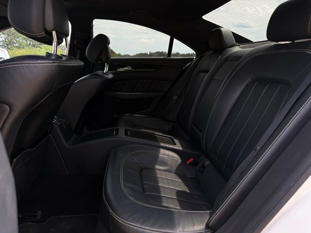 Mercedes-Benz CLS Cls220 Bluetec Amg Line Premium Plus Black #33