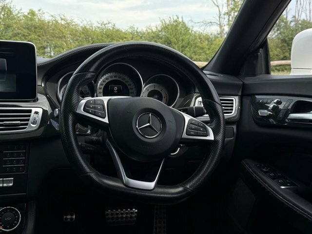 Mercedes-Benz CLS Cls220 Bluetec Amg Line Premium Plus Black #44