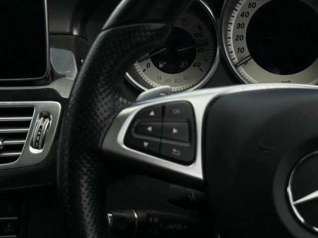 Mercedes-Benz CLS Cls220 Bluetec Amg Line Premium Plus Black #45