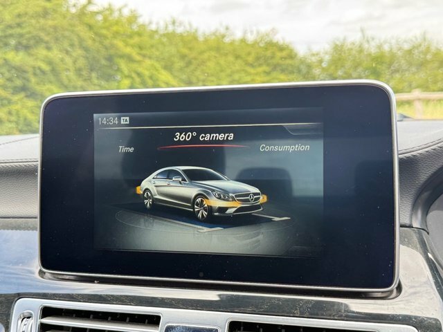 Mercedes-Benz CLS Cls220 Bluetec Amg Line Premium Plus Black #66