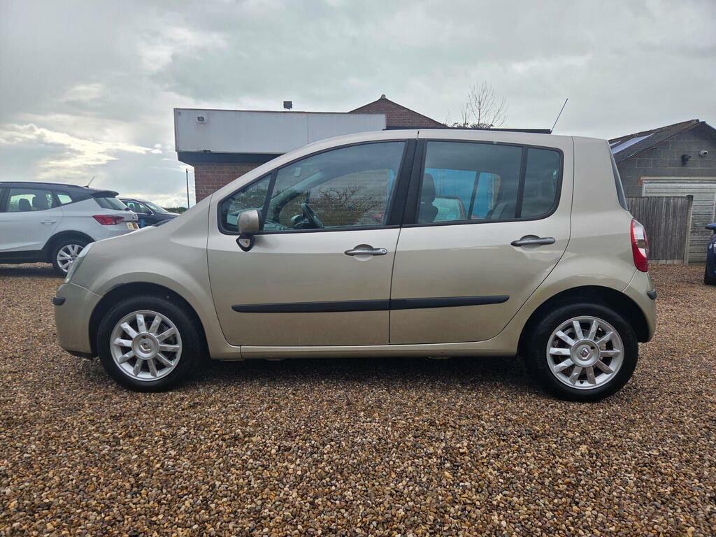 Renault Modus 1.6 16V Privilege Hatchback Gold #5