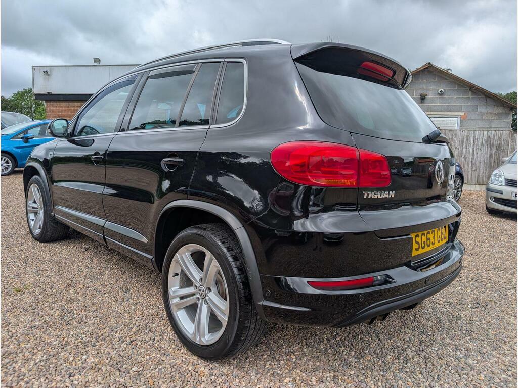 Volkswagen Tiguan 2.0 Tdi Bluemotion Tech R-line Suv Black #4