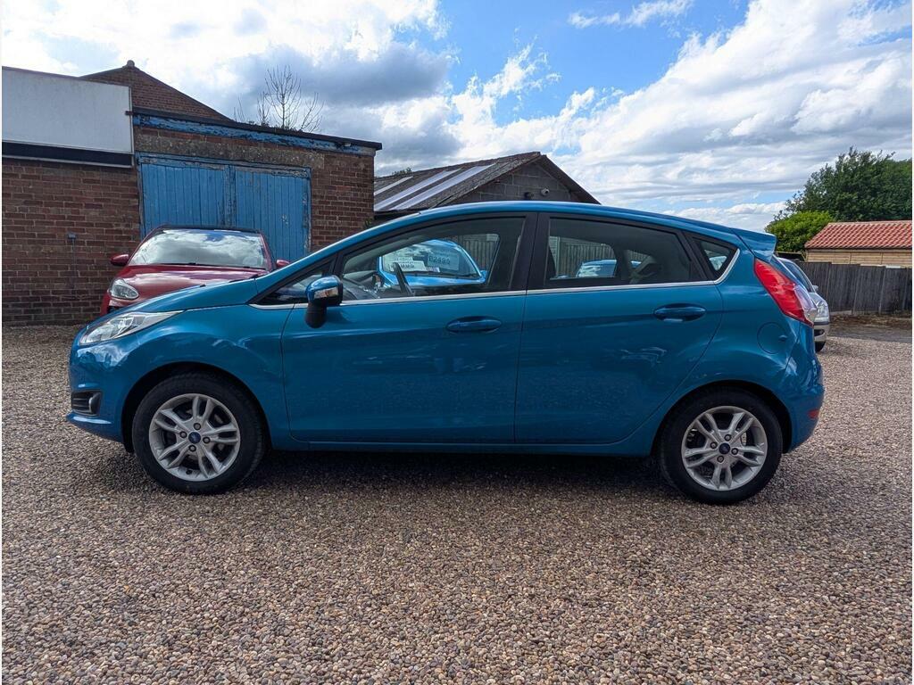 Ford Fiesta 1.2L Style White #5