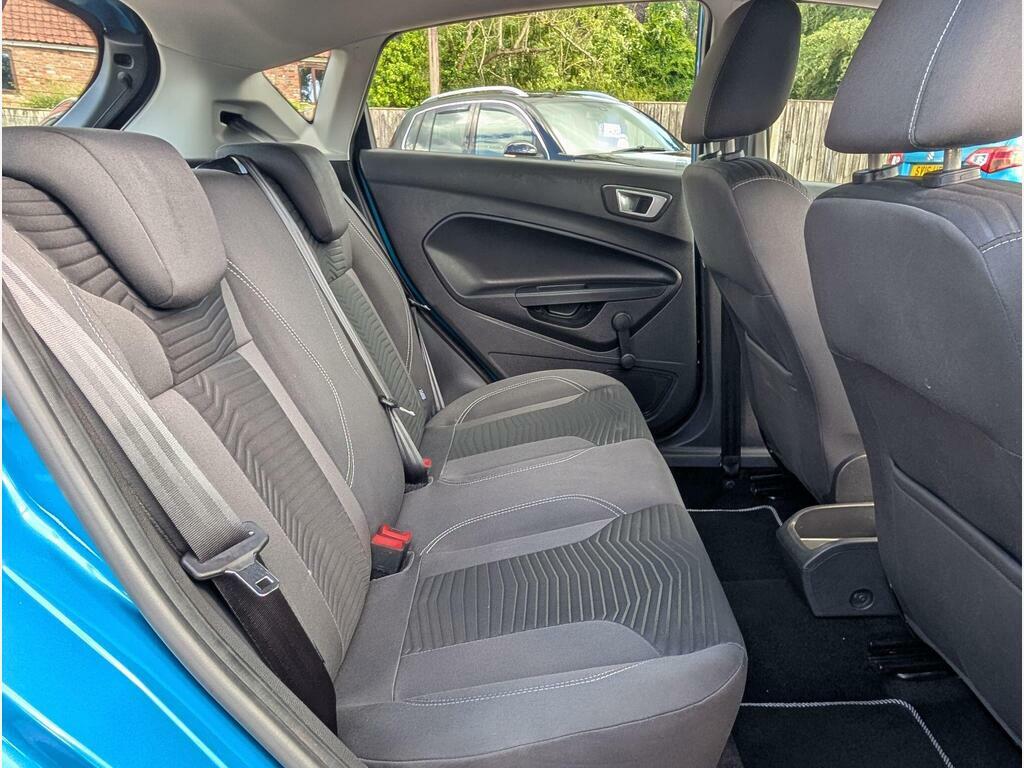 Ford Fiesta 1.2L Style White #11