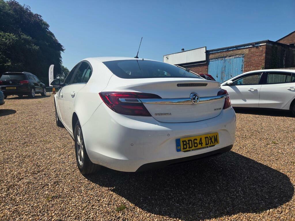 Vauxhall Insignia 2.0 Cdti Ecoflex Design Hatchback White #3