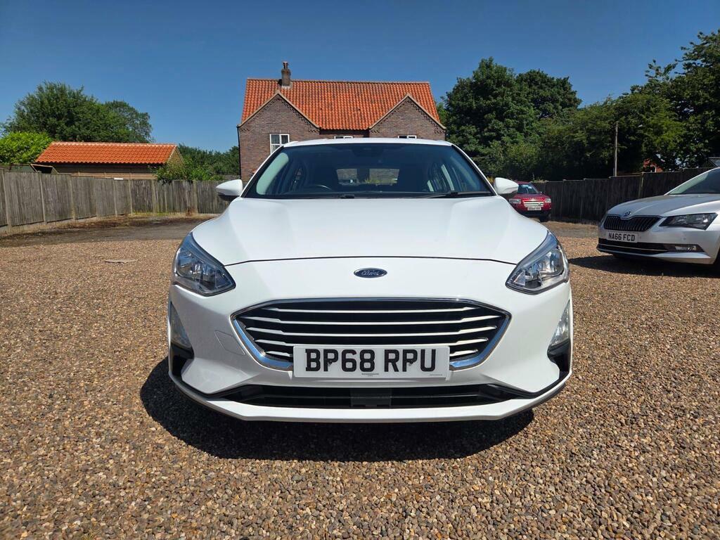 Ford Focus Titanium Red #2