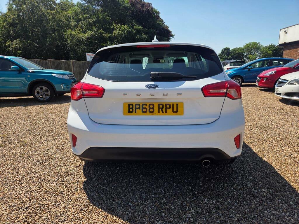 Ford Focus Titanium Red #6