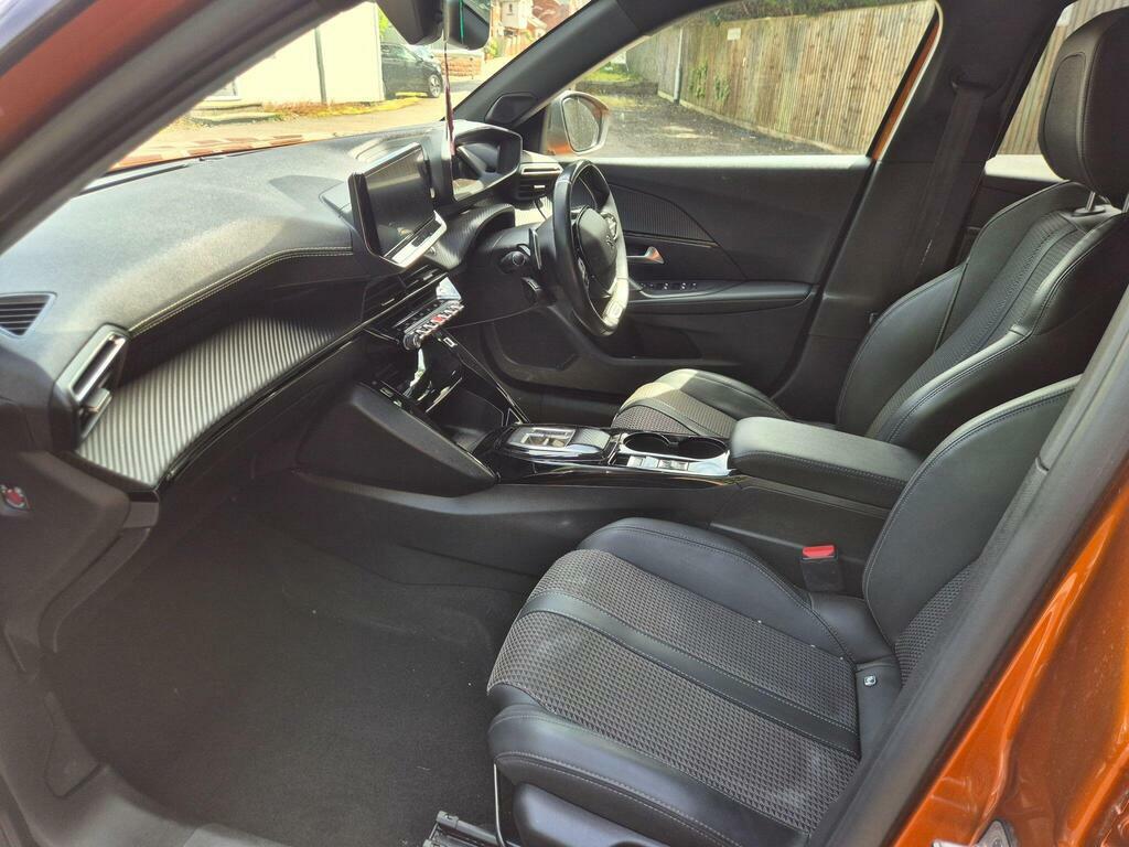Peugeot 2008 1.2 Puretech Gt Eat Euro 6 S S Orange #3