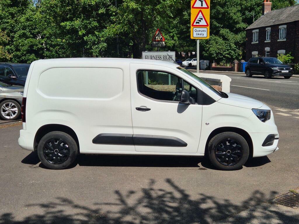 Vauxhall Combo 1.6 Turbo D 2300 Sportive L1 H1 Euro 6 S S White #6