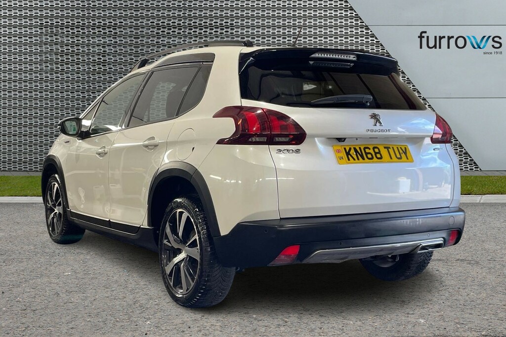 Peugeot 2008 1.5 Bluehdi 100 Gt Line White #3