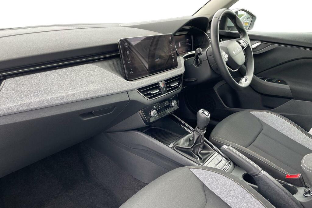 Skoda Kamiq 1.0 Tsi 95 Se Edition DF25CFX Silver #2