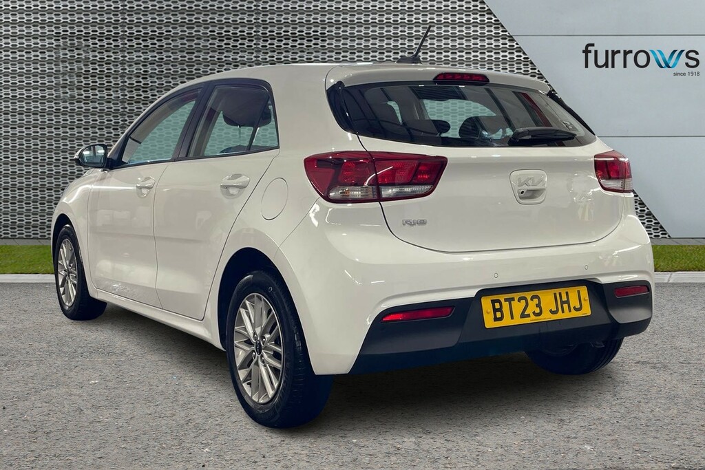 Kia RIO 1.2 Dpi 2 White #3