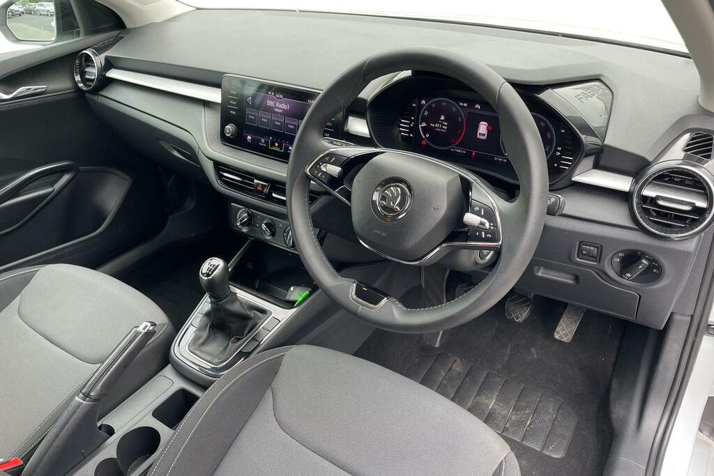 Skoda Fabia 1.0 Tsi 110 Colour Edition DS23RHY White #6