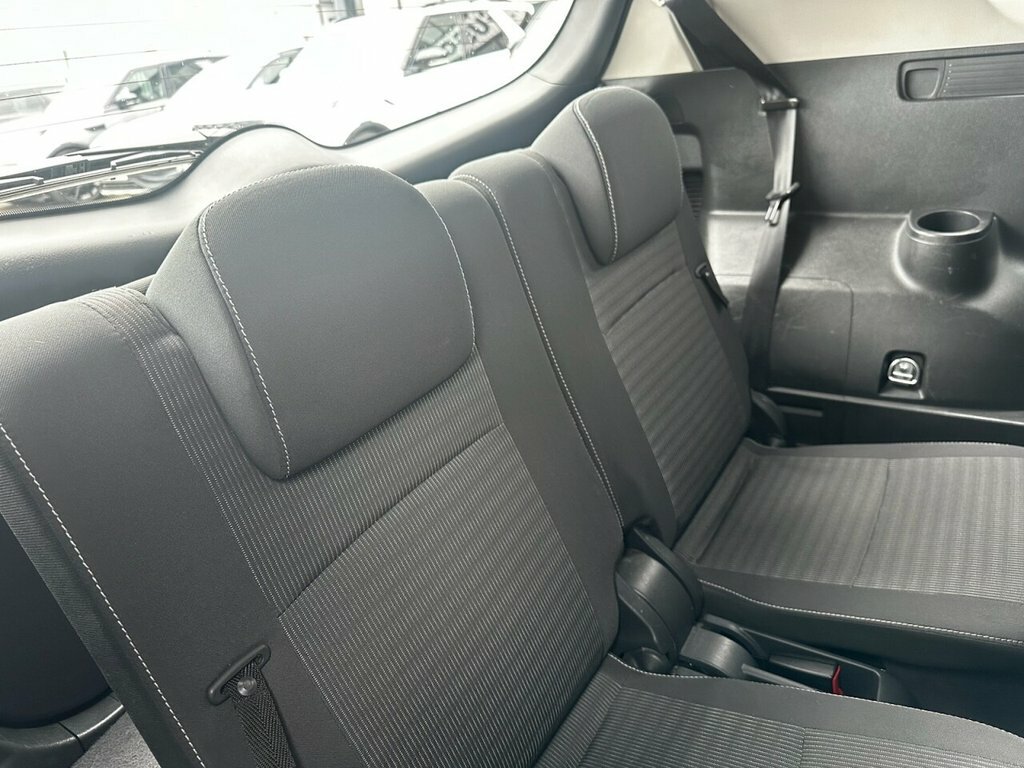 Toyota Verso 1.6 D-4d Icon Grey #11