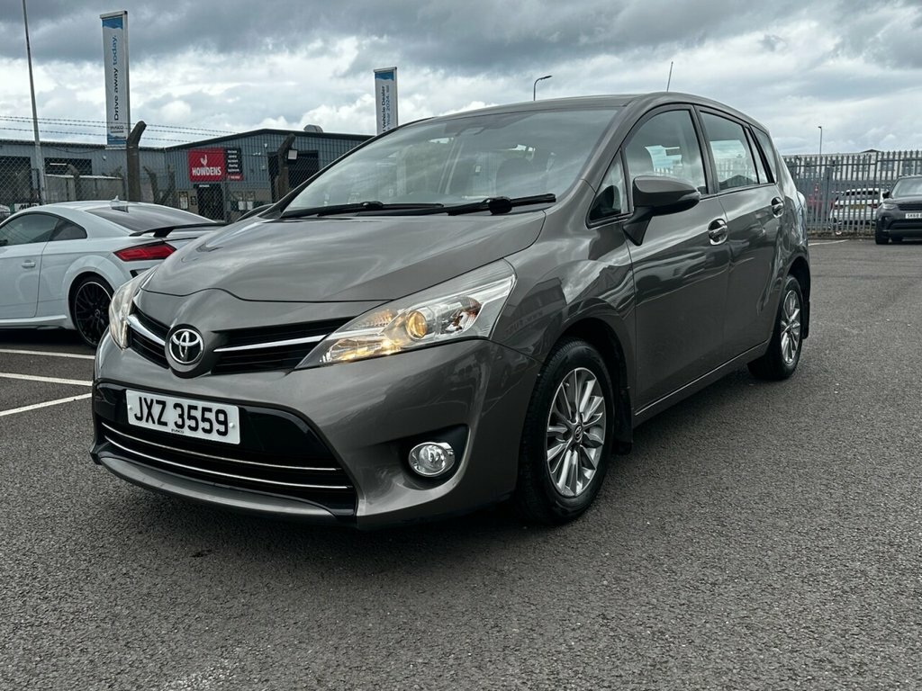 Toyota Verso 1.6L Icon Brown #6