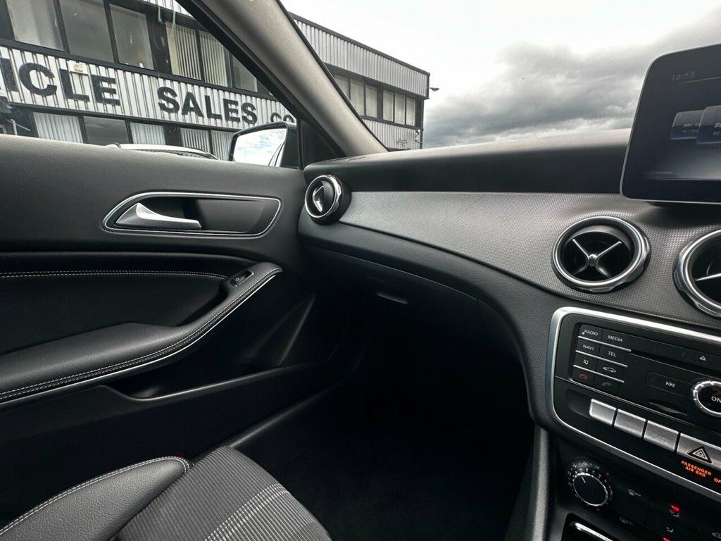Mercedes-Benz GLA Class Grey #32