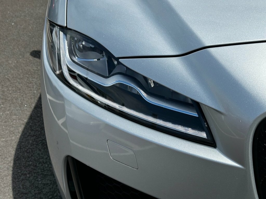 Jaguar F-Pace 3L S Silver #5
