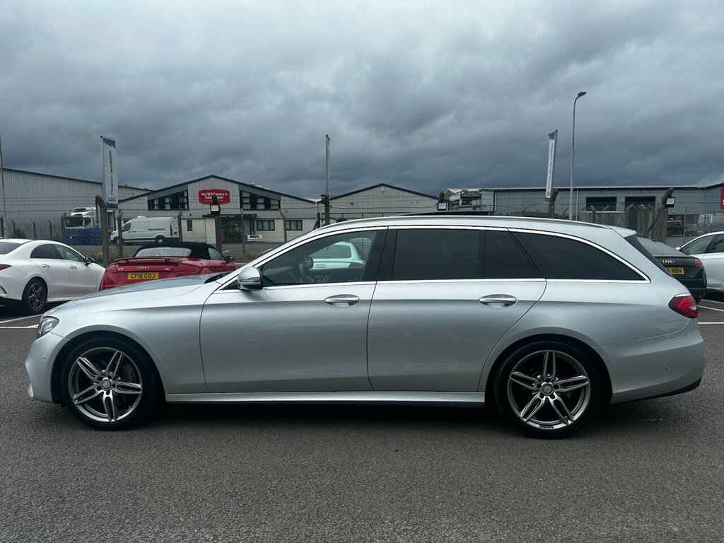 Mercedes-Benz E Class 2L Amg Line Silver #4