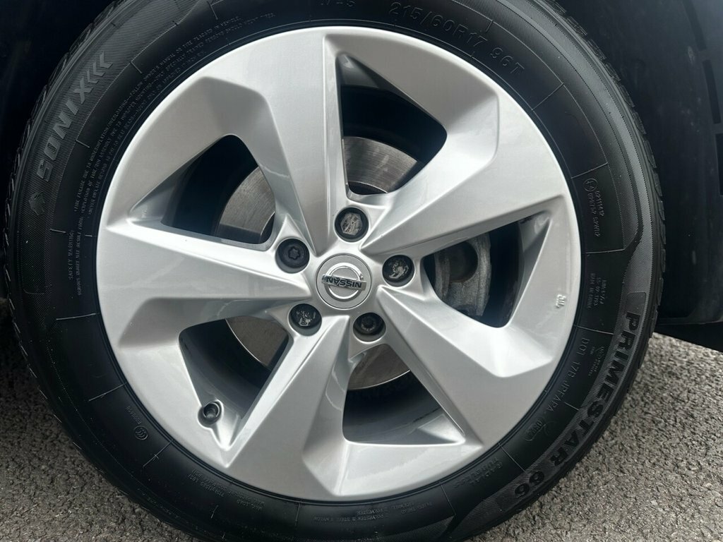 Nissan Qashqai 1.3L Acenta Premium Blue #3