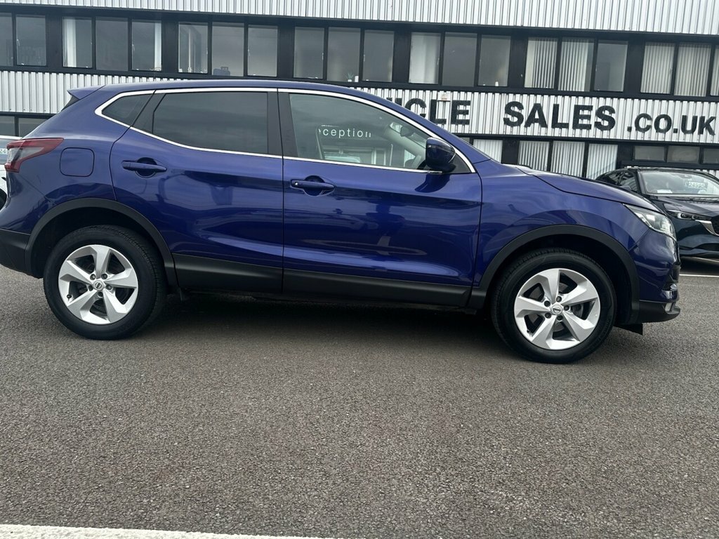 Nissan Qashqai 1.3L Acenta Premium Blue #2