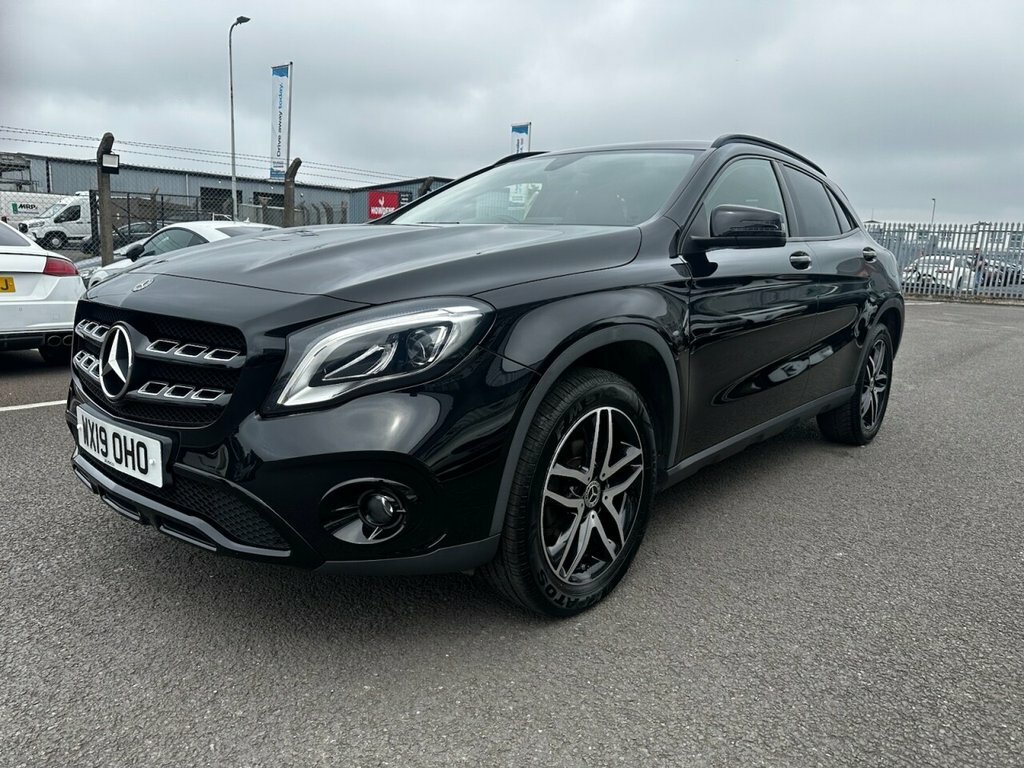 Mercedes-Benz GLA Class 1.6L Urban Edition Black #6
