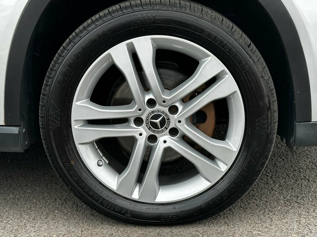 Mercedes-Benz GLA Class 2L Sport Silver #3