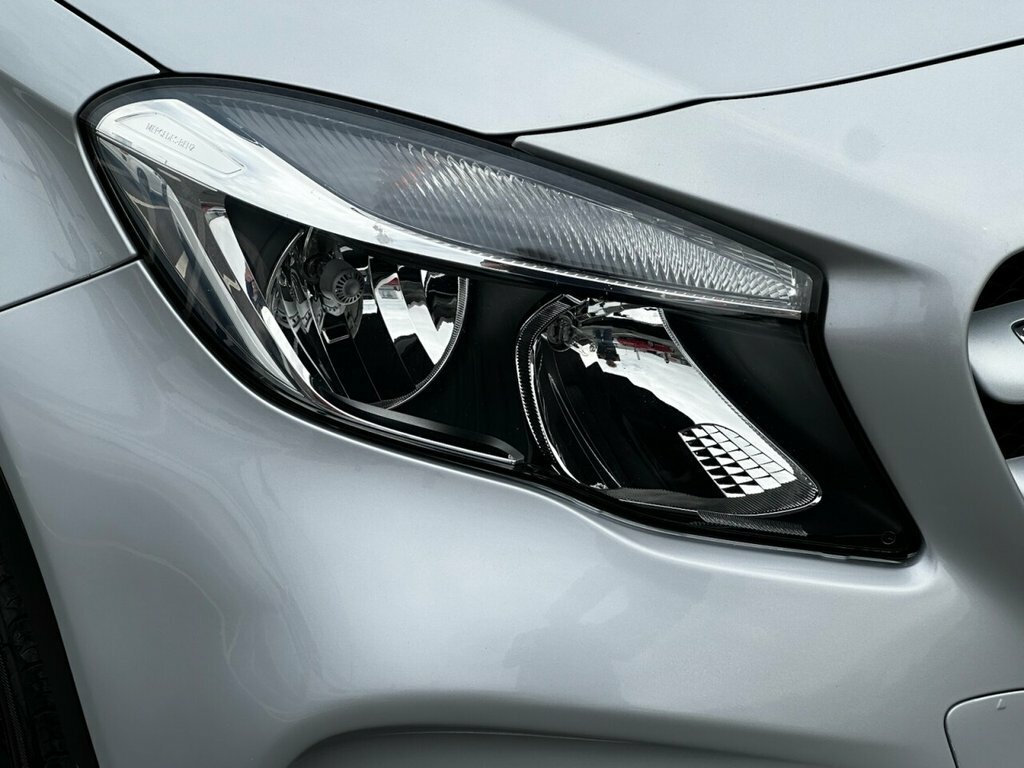 Mercedes-Benz GLA Class 2L Sport Silver #6