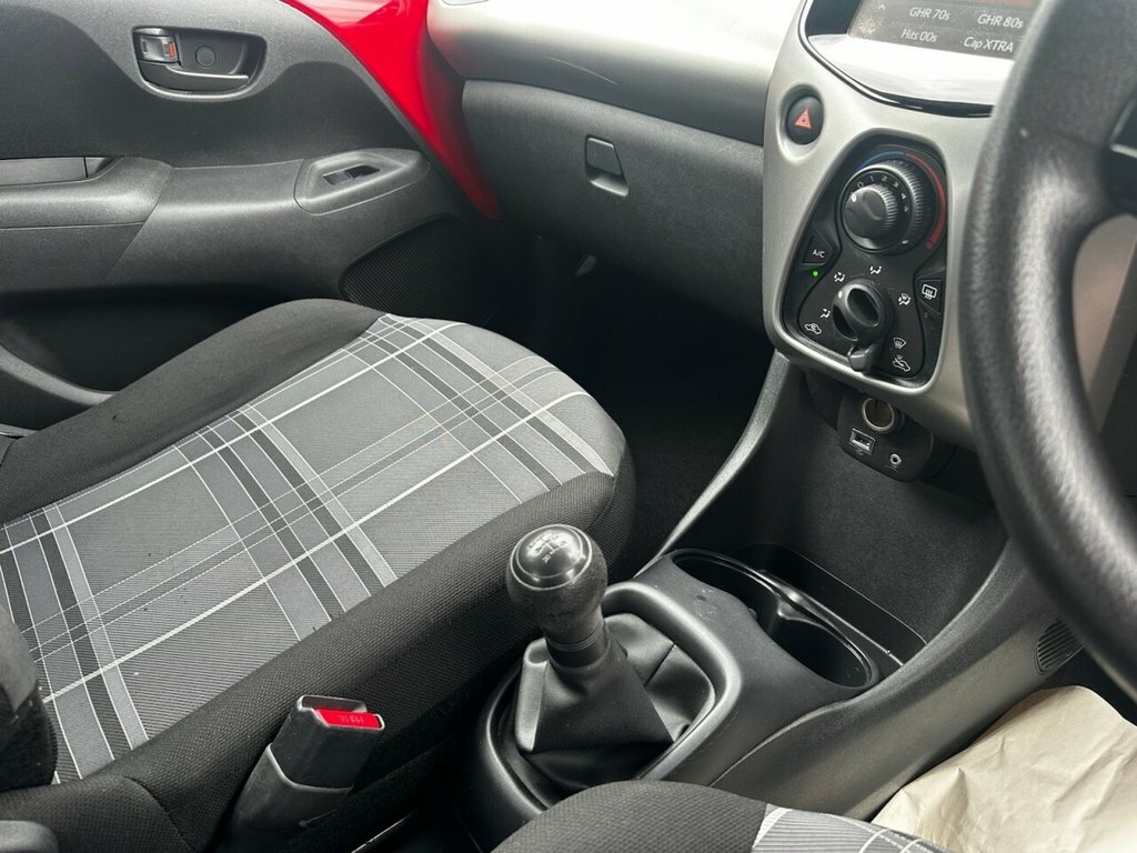 Peugeot 108 1.0 Active 68 Bhp Blue #17