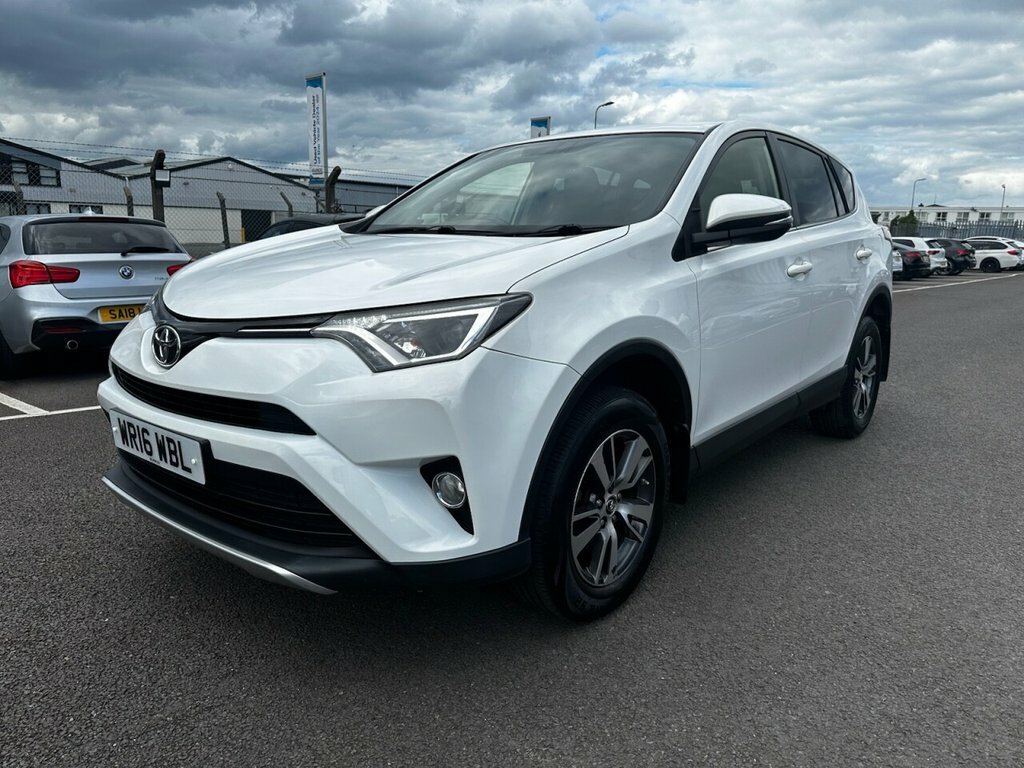 Toyota Rav 4 2L Business Edition White #3