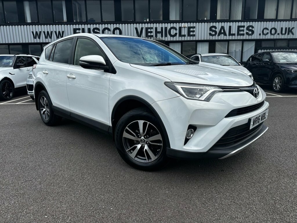 Toyota Rav 4 2L Business Edition White
