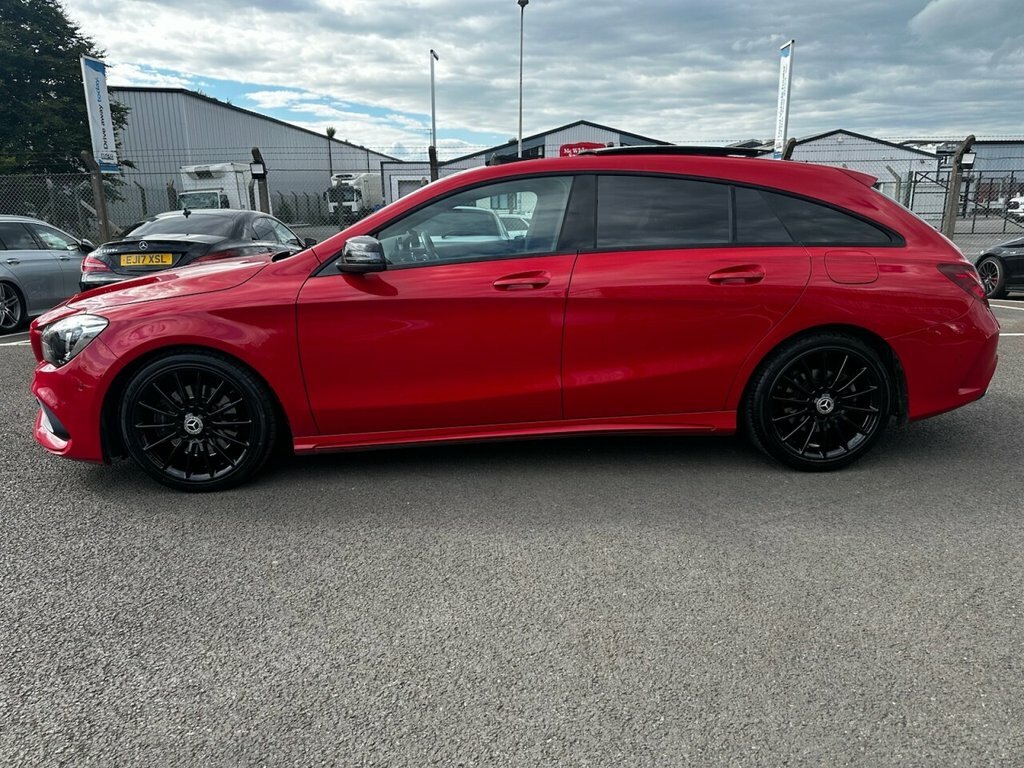 Mercedes-Benz CLA Class 2L Amg Line Red #4