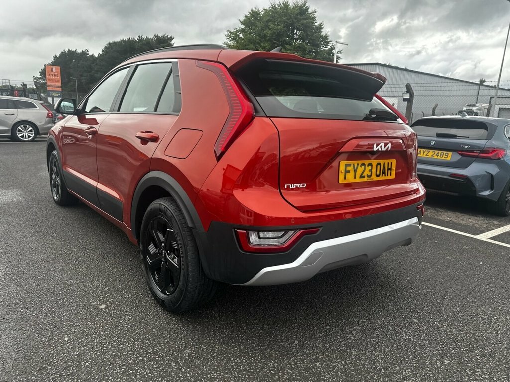 Kia Niro 1L 2 Orange #5