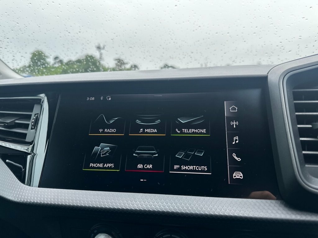 Audi A1 1.0 Sportback Tfsi Technik 94 Bhp White #21