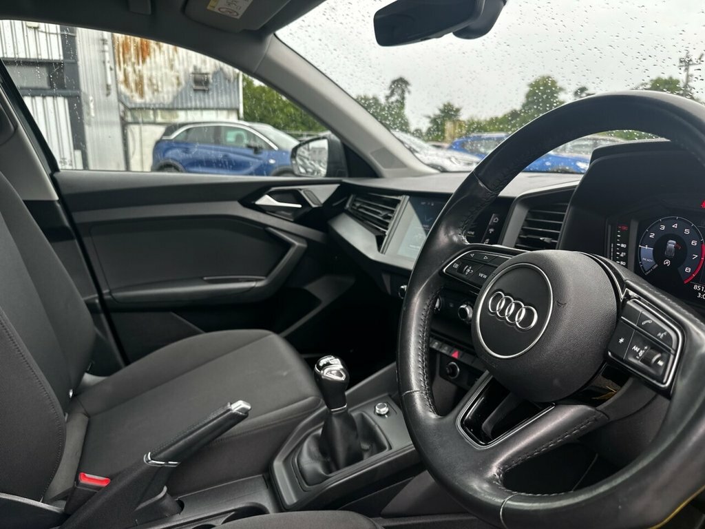 Audi A1 1.0 Sportback Tfsi Technik 94 Bhp White #17