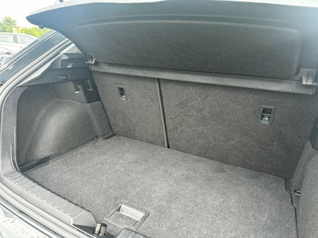 Audi A1 1.0 Sportback Tfsi Technik 94 Bhp White #9