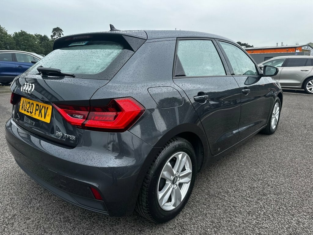Audi A1 1.0 Sportback Tfsi Technik 94 Bhp White #7