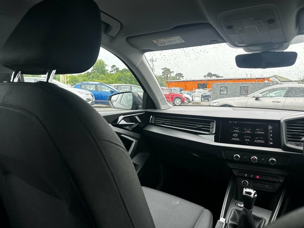 Audi A1 1.0 Sportback Tfsi Technik 94 Bhp White #15