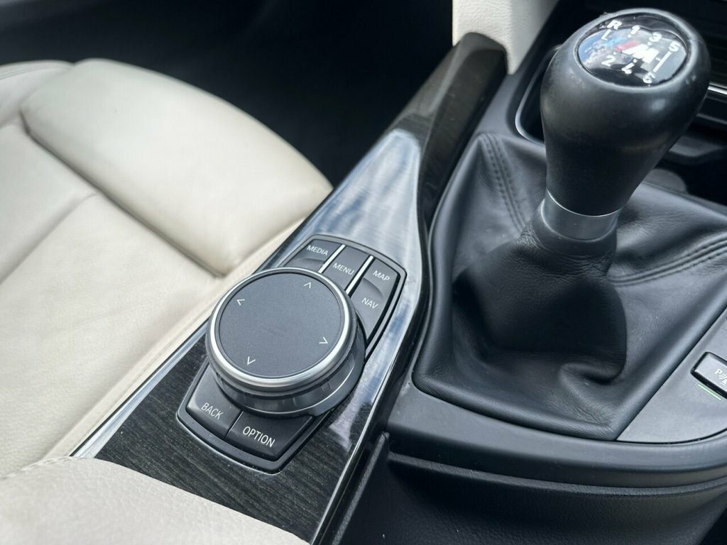 BMW 4 Series Gran Coupe M Sport White #22