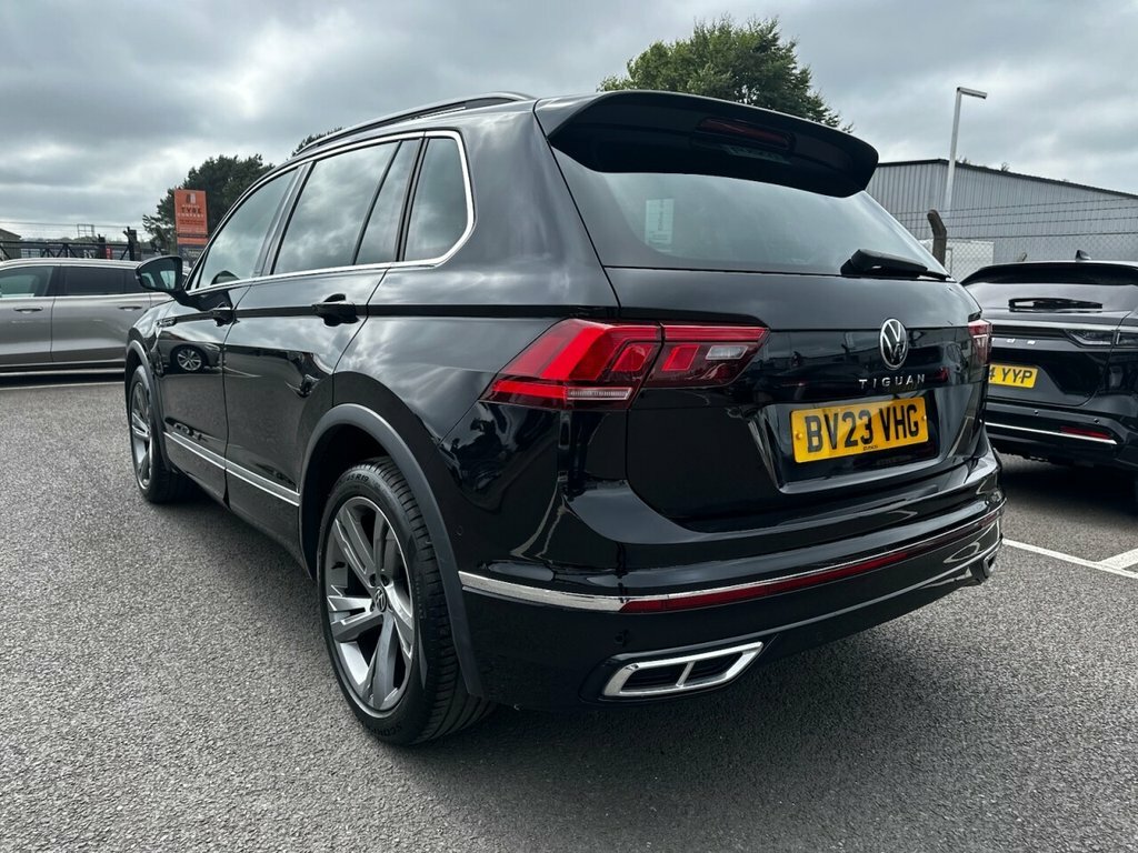 Volkswagen Tiguan 1.5L R-line Edition Black #5