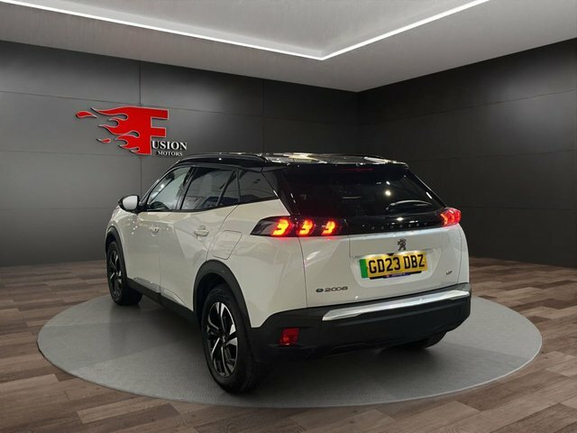 Peugeot e-2008 50Kwh Gt Suv 7Kw Charger 136 White #4