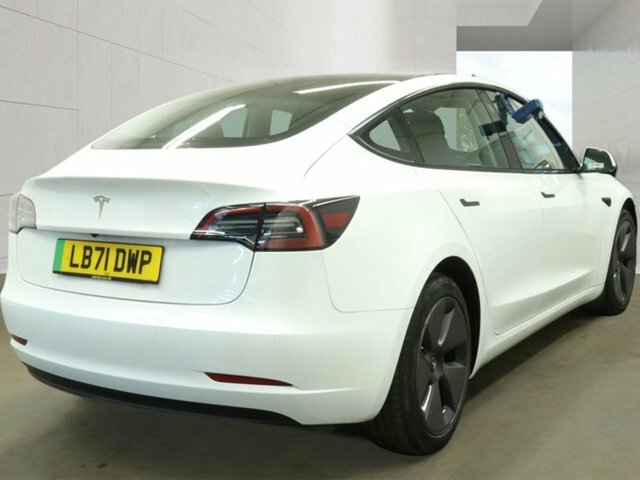 Tesla Model 3 Standard Range Plus Saloon Rwd White #3