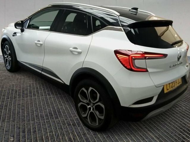 Renault Captur 1.6 E-tech Techno Suv Hybrid Euro LT23FJJ White #3