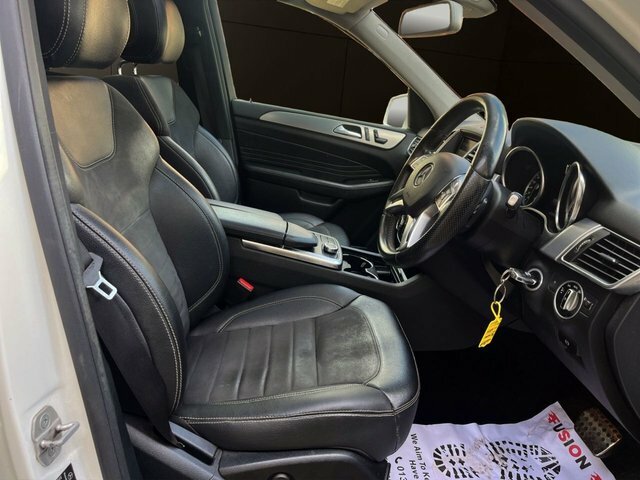 Mercedes-Benz M Class Suv White #13