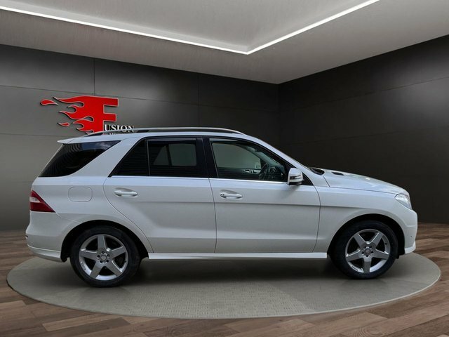 Mercedes-Benz M Class Suv White #8