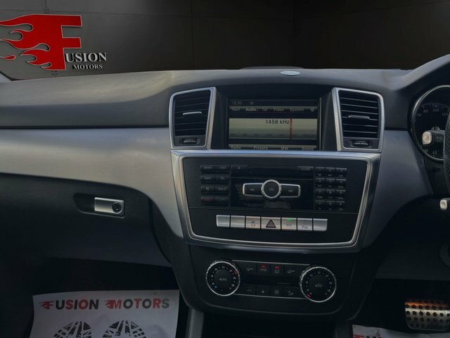 Mercedes-Benz M Class Suv White #18