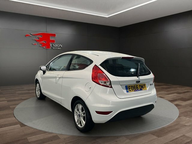 Ford Fiesta 1.25 Zetec Hatchback Euro 6 82 White #5