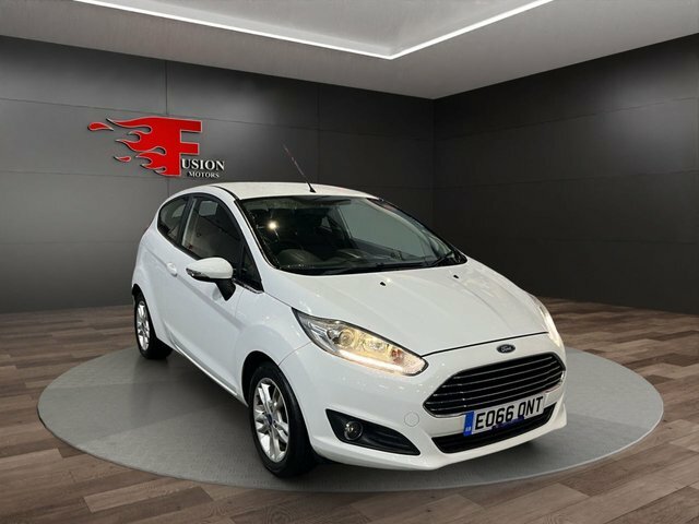 Ford Fiesta 1.25 Zetec Hatchback Euro 6 82 White #3