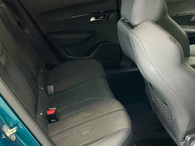 Peugeot e-2008 54Kwh Gt Suv 7Kw Charger 156 Blue #6