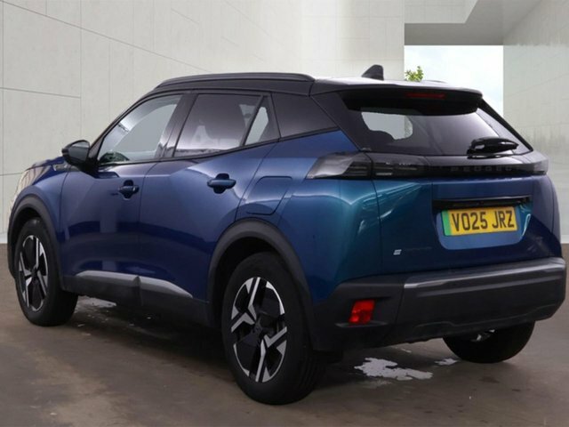 Peugeot e-2008 54Kwh Gt Suv 7Kw Charger 156 Blue #2