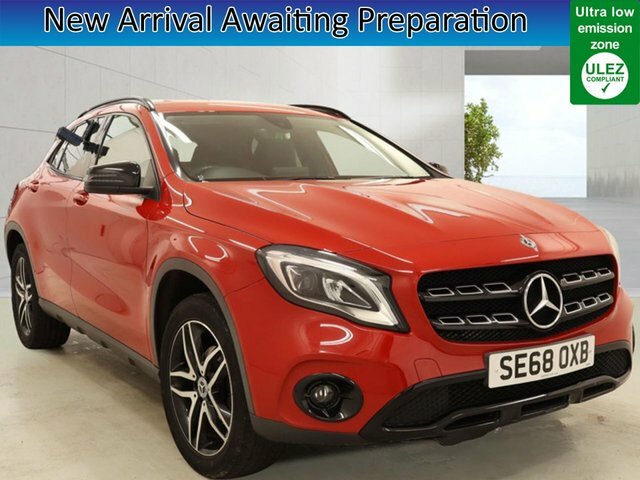 Mercedes-Benz GLA Class 1.6 Gla180 Urban Edition Suv 7G-dct Eur Red